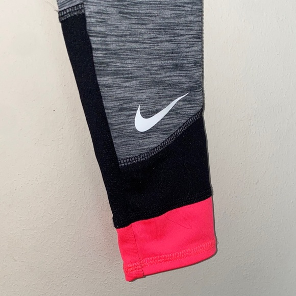 Nike Kids Gray and Pink Activewear Set - Picture 2 of 6
